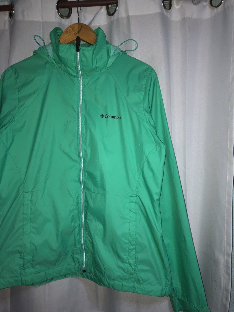 COLUMBIA TREKKING JACKET WATER PROOF PACKABLE (Category: Activewear) located in Manila. Submitted by triptothrift7 (Listing ID 1456193092, Image 3). Description: pm me for fast transaction! COLUMBIA TREKKING JACKET WATER PROOF PACKABLE for only 1300 size medium on tag width 21 x 25 length need wash only minor issue check pictures authentic legit excellent condition color rate 9/10 authentic legit mode of payment gcash or bank transfer location Bi