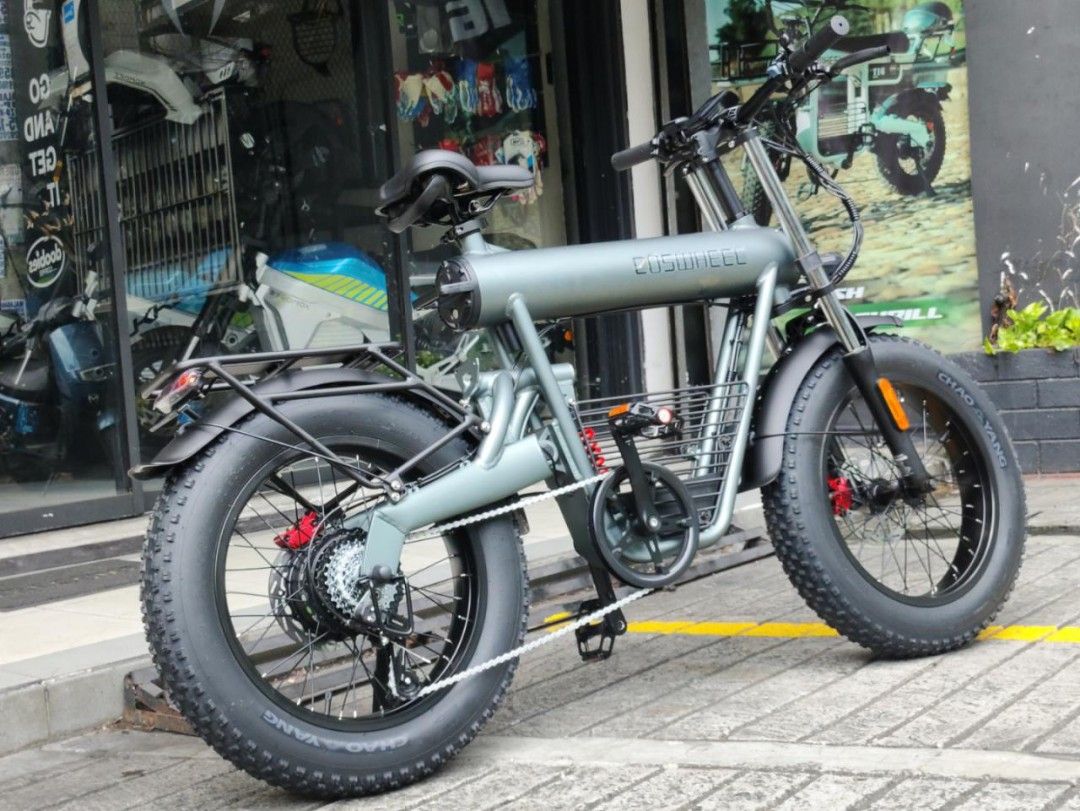 Coswheel T20 Pro (Category: Bicycles) located in Quezon City. Submitted by evsupreme (Listing ID 1456111782, Image 1). Description: -1000w motor (Peak) -48v 20Ah Battery -45kph max Speed -120km max range -120kg max load -32Nm torque - Dual Suspension -Full Hydraulic Brake System - 7 Speed Shimano -5 Speed Modes - Removable Lithium Battery - 6-8 Hours Charging Time - "20 x 4" All Terrain Tires 📍We're located at Unit 4, Don Graciano Bldg, 1180 E. 