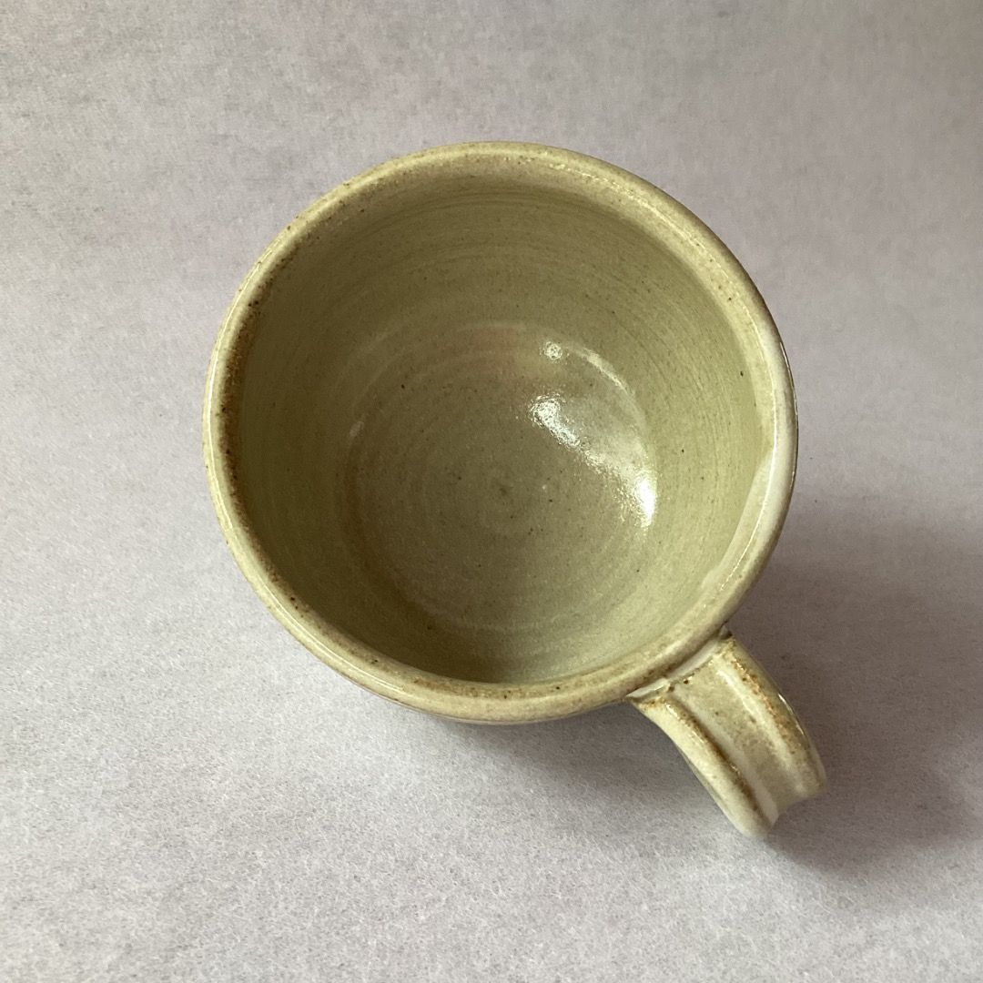 Cream-colored Glazed Cup (Category: Coffee & Tea Tableware) located in Davao. Submitted by eclectic1925 (Listing ID 1456229122, Image 2). Description: Php160 Cream-colored Glazed Cup H: 2.2 inches Opening: 3.2 inches Please REVIEW PHOTOS We use 100% repurposed packaging materials SF starts at Php70 via Flash Express First to pay.