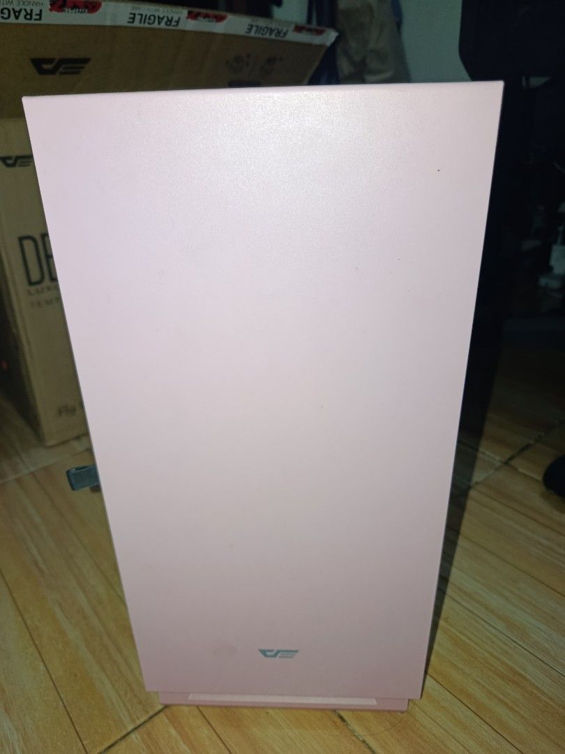 PC Case - Darkflash Dlm22 (Category: Computer Parts) located in Manila. Submitted by abelmique.22 (Listing ID 1456090739, Image 2). Description: Good as new Complete hardware (screws) 2k bnew price online RFS: Changed my case only because of color.