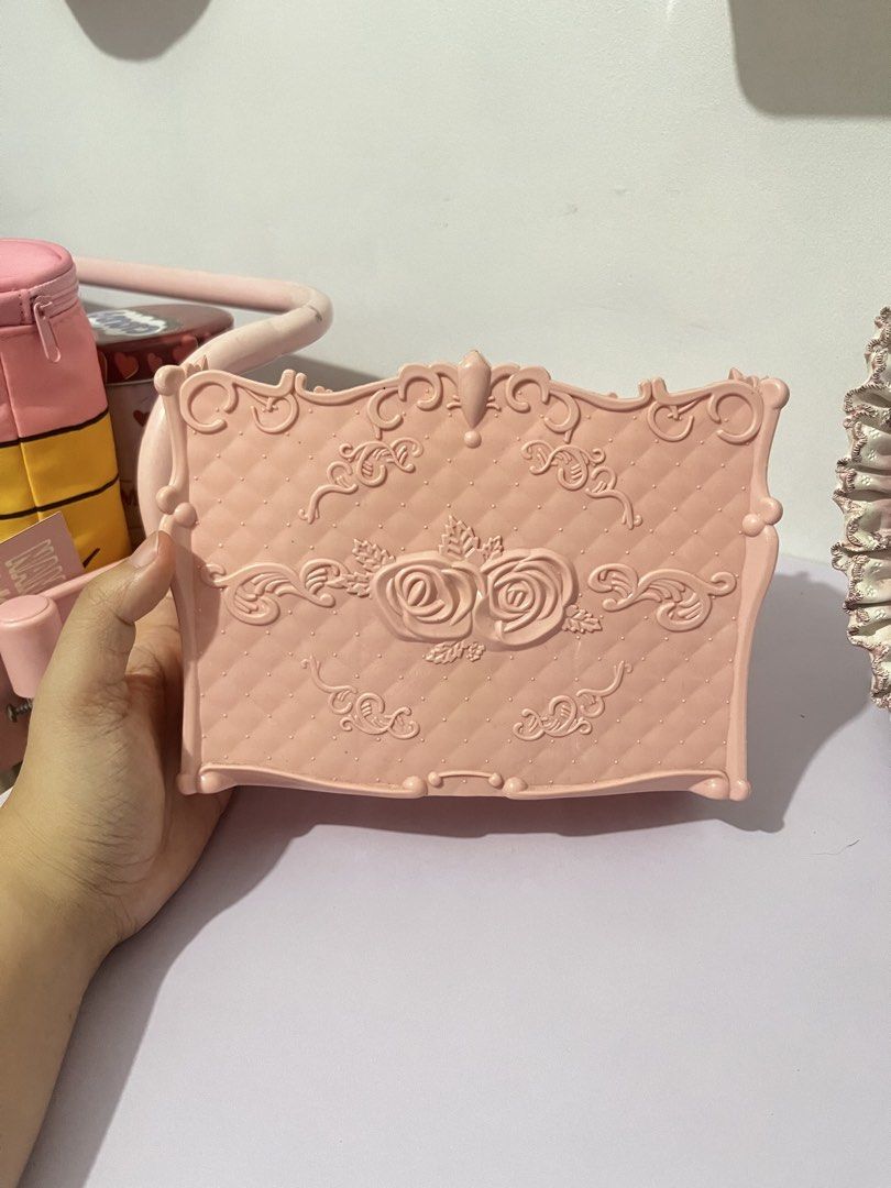 Declutter Sale-Organizers and Pink Stuff (Category: Everything Else Others) located in Bulacan. Submitted by deideiii (Listing ID 1456201521, Image 2). Description: 50-150 dm for specific item get 3 and get freebie/discount.