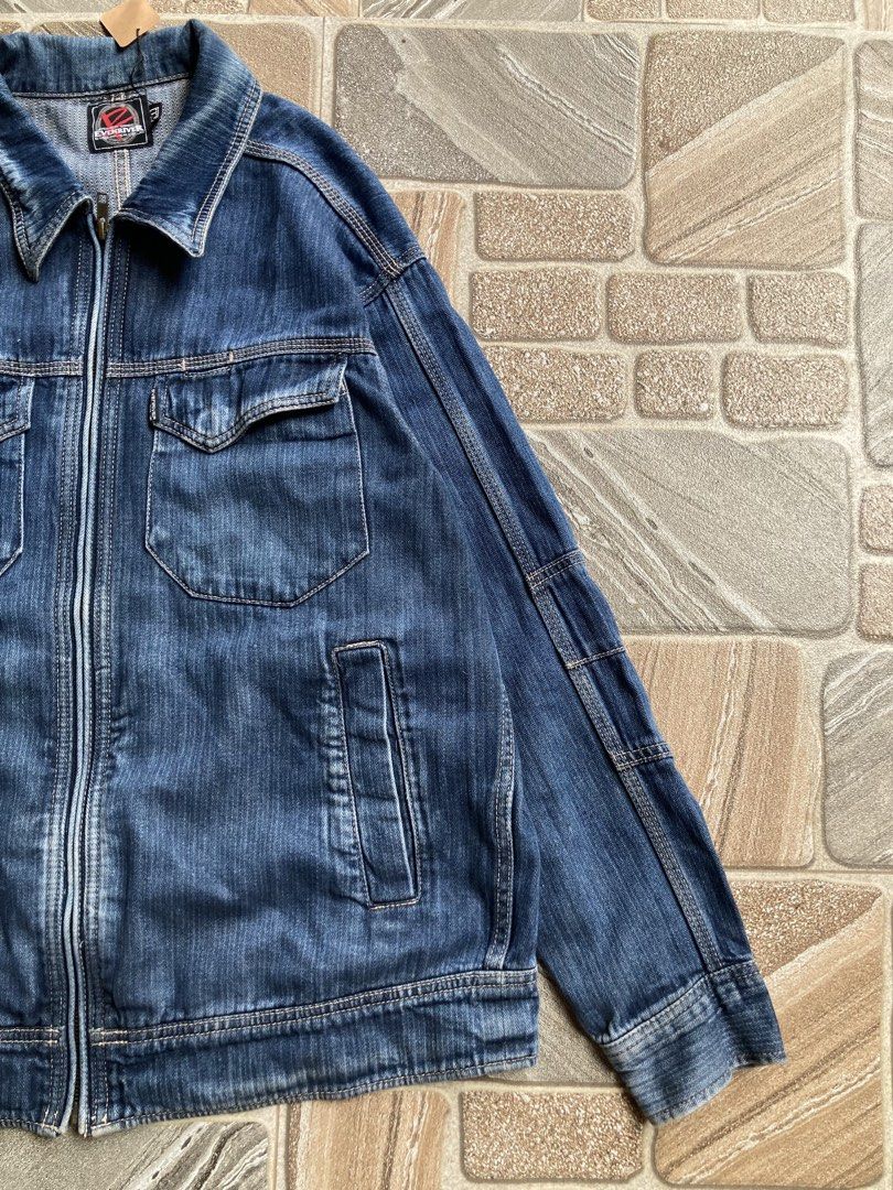Denim Workwear Zip-Up (Category: Coats, Jackets and Outerwear) located in Davao. Submitted by lcavan (Listing ID 1456189182, Image 3). Description: Dimensions (check slides) Condition: 10/10 Issue/s: none Color may vary due to lighting MOP: Gcash, GoTyme Courier: J&T 1 day reservation only Strictly no cancellation No return, no exchange.