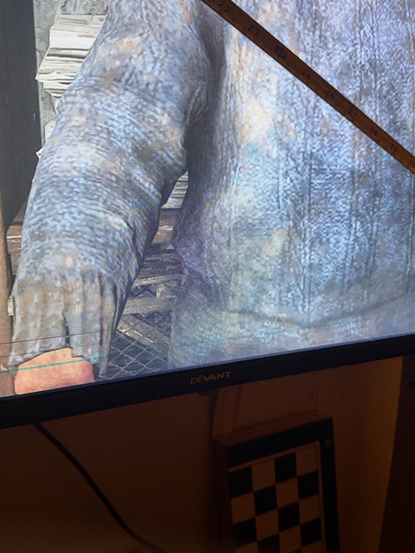Devant 43inch TV (Category: TV) located in Quezon City. Submitted by maddy.demie (Listing ID 1456213260, Image 2). Description: 3rd pic yung issue, kayo nalang mag paayos working pa naman sya may kasama remote.