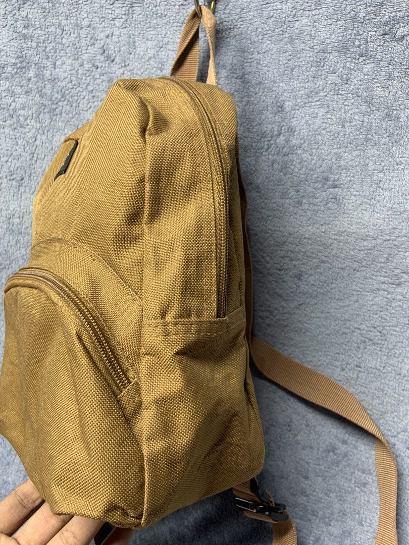 Dickies mini backpack (Category: Backpacks) located in Quezon City. Submitted by jomsellsdope (Listing ID 1456200792, Image 3). Description: *issue last pic.