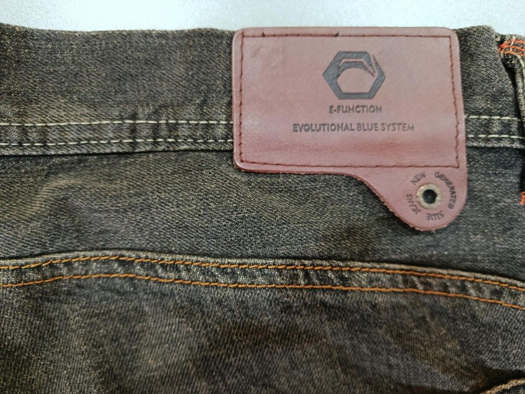 Edwin E-Function Jeans W36 (Category: Jeans) located in Kuala Lumpur. Submitted by aydenthriftwear (Listing ID 1456114963, Image 3). Description: Edwin E-Function Jeans 📏 Size: W36 / L43 / Hem 9" ✨ E-Function / Evolutionary Blue System ✨ Dark Brown / Charcoal Denim ✨ Unique Contrast Panel Design ✨ Embroidered Back Pocket Detail ✨ Straight Fit ✨ Lightly Used 💯 Condition: 9/10 📦 Postage Available (No COD) Dll-140.