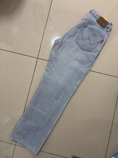 (Category: ) located in . Submitted by zrf.thrift (Listing ID 1456188260, Image 1). Description: .