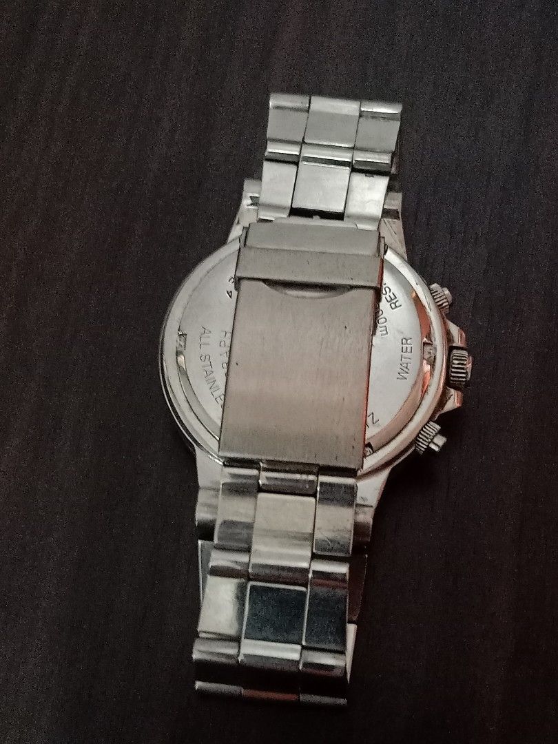 Elgin chronograph (Category: Men's Watches) located in Las Pinas. Submitted by the_recycle_shop (Listing ID 1456091279, Image 3). Description: Original good working condition Quartz chronograph with battery 38mm fits wrist 6.8 inches.