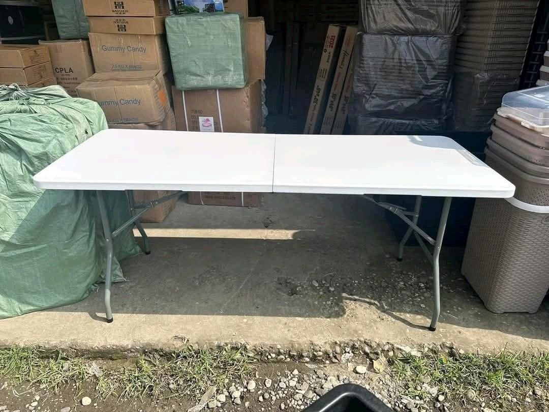 folding table (Category: Tables & Sets) located in Manila. Submitted by nixdcruz (Listing ID 1456205321, Image 2). Description: folding table 4ft 5ft 6ft.