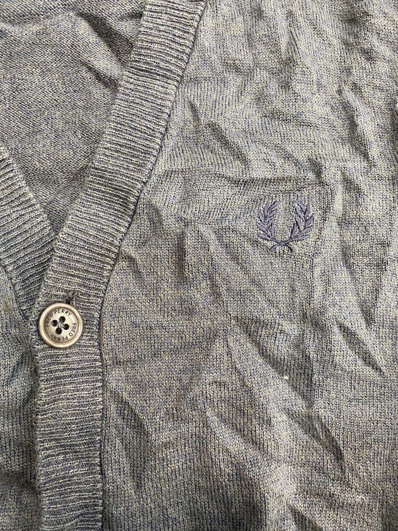fredperry (Category: Activewear) located in Lantawan. Submitted by alfhadzrie23687 (Listing ID 1456225528, Image 3). Description: fredperry knitted size medium as new.