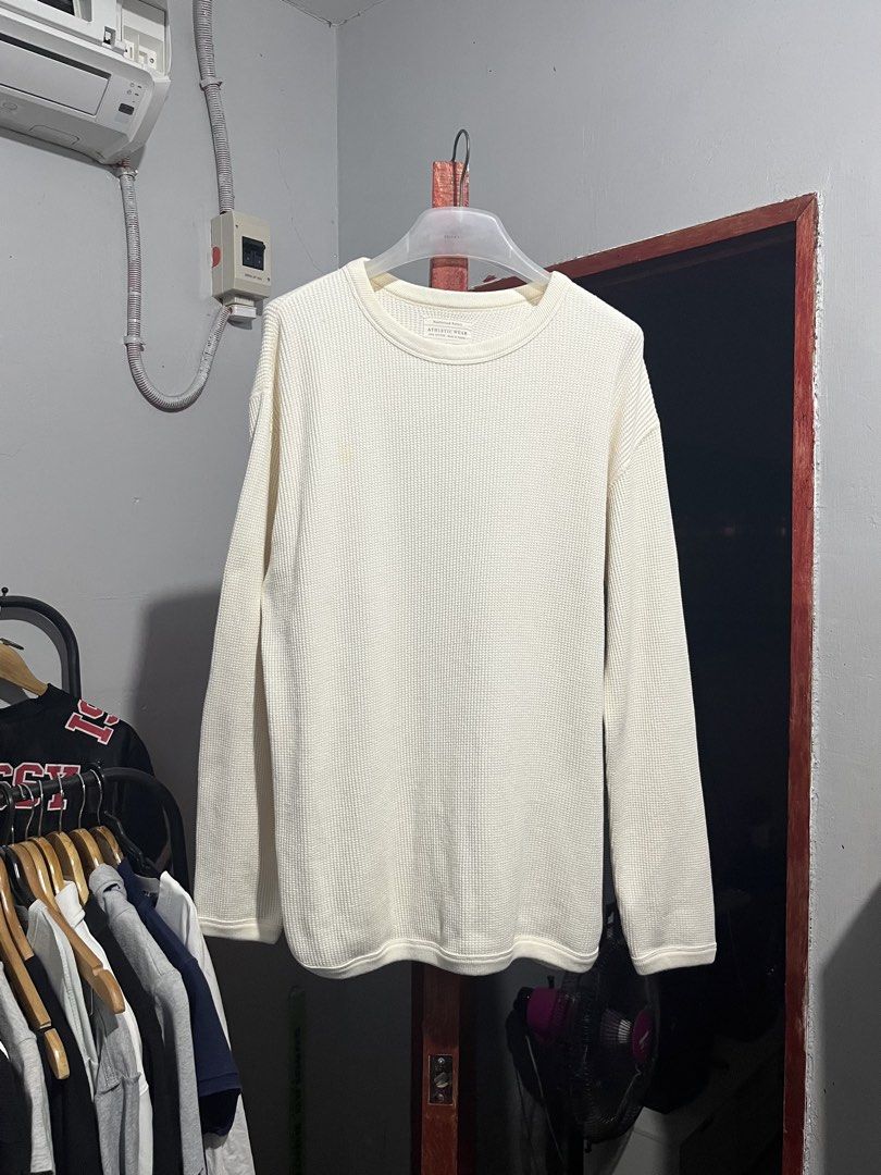 FULLCOUNT 5964 HEAVYWEIGHT WAFFLE LONGSLEEVE (Category: Activewear) located in Davao. Submitted by lwndvo (Listing ID 1456074009, Image 2). Description: FULLCOUNT 5964 Heavyweight Waffle Longsleeve Excellent UC Dimensions: Width: 22.5 Length: 29 Issue/s: Stains need deep wash Price: 3,500 + shipping .