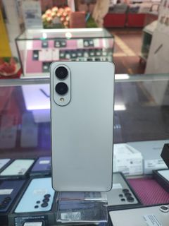 (Category: ) located in . Submitted by gadgetmobile505 (Listing ID 1452787898, Image 1). Description: .
