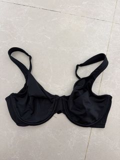 (Category: ) located in . Submitted by luxredux (Listing ID 1456128077, Image 1). Description: .