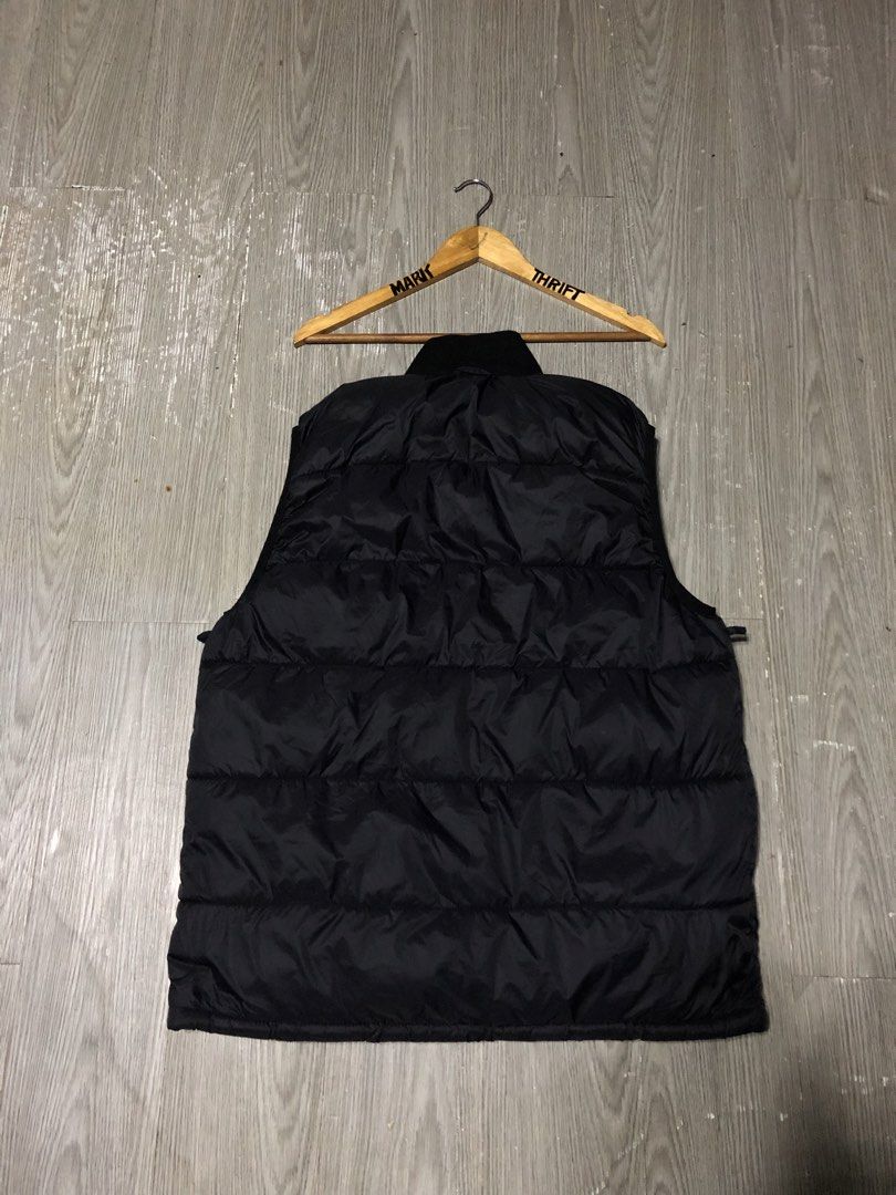 GEORGE VEST PUFFER (Category: Activewear) located in Manila. Submitted by triptothrift7 (Listing ID 1456172031, Image 3). Description: pm me for fast transaction! GEORGE VEST PUFFER for only 799 size large width 24 x 27 length need wash only no issue authentic legit excellent condition color rate 9/10 authentic legit mode of payment gcash or bank transfer location Biñan laguna.