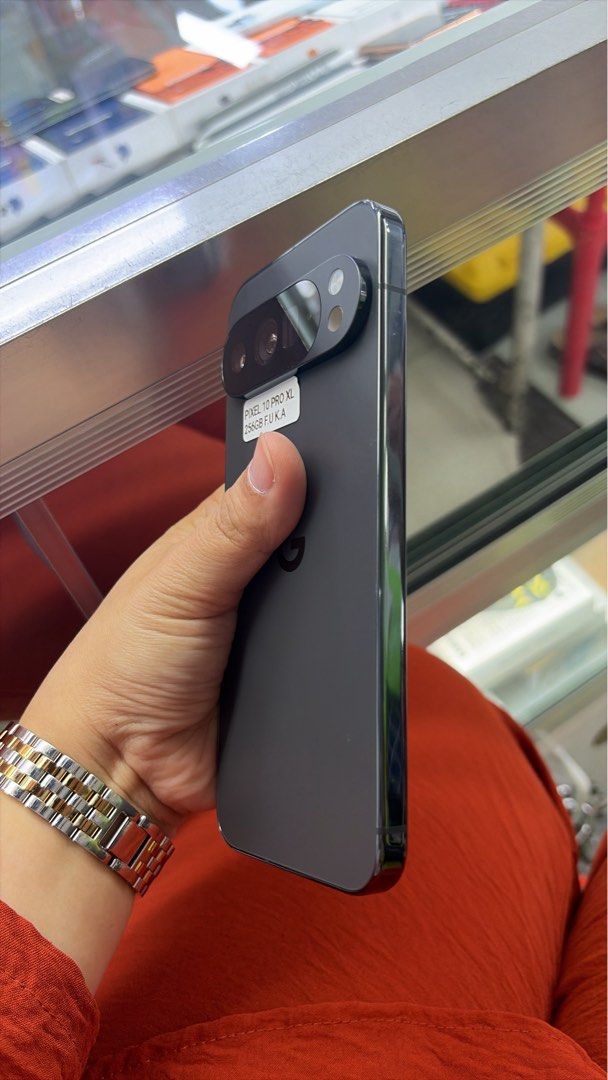 Google Pixel 10 Pro XL 256gb FU No issue (Category: Google Pixel) located in San Juan City. Submitted by javedsgadgetshop (Listing ID 1456059212, Image 3). Description: INSTALLMENT OPTIONS : SPAY LATER / GGIVES / CREDIT CARD / SKYRO / HOMECREDIT (BRANDNEW) WE BUY AND SELL SO PWEDE MAGBINTA OR SWAP ! Quick Specs : 💵 Google Pixel 10 Pro XL •256gb •US Variant •Good batt health •Factory Unlock •95% Smoothness •No hidden issue | No Repaired •100% Aut