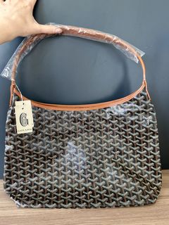 (Category: ) located in . Submitted by sgluxe (Listing ID 1456149506, Image 1). Description: .