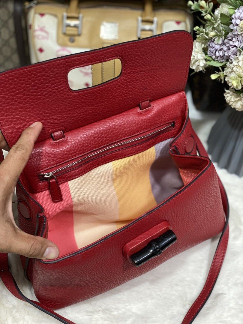 Gucci Alma type (Category: Luxury Bags & Wallets) located in Davao. Submitted by jaysonthego (Listing ID 1456082297, Image 2). Description: Gucci Alma type Super Gandara 😍😘👜💼 New arrival 😱 Just Pm me 😍 MOP: Gcash / Palawan / BDO / ML / etc... We ship Nationwide JRS / LBC / J&T / FedEx / EMS.