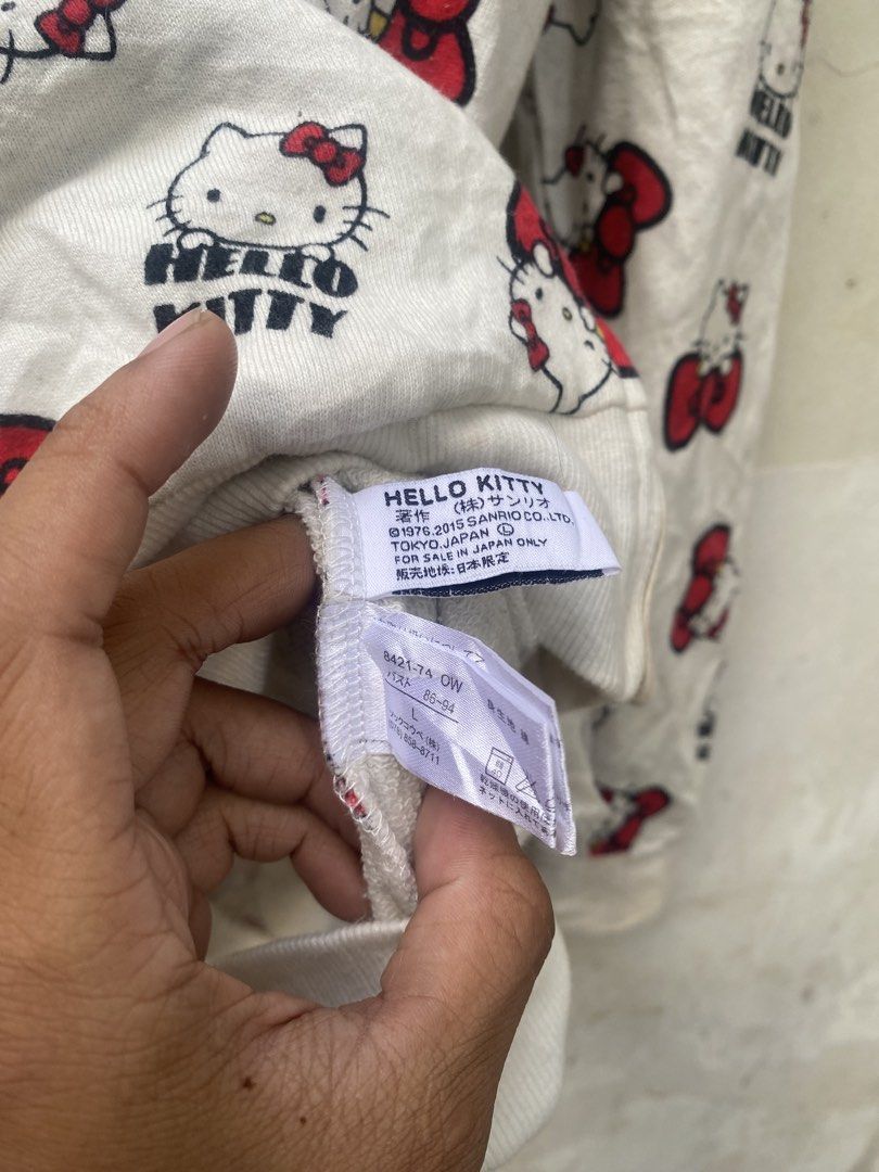 Hello kitty aop hoodie (Category: Hoodies) located in Iligan City. Submitted by trickorthrift1 (Listing ID 1456169960, Image 3). Description: Hello kitty aop jacket Issue last 3pic Dm for more details.
