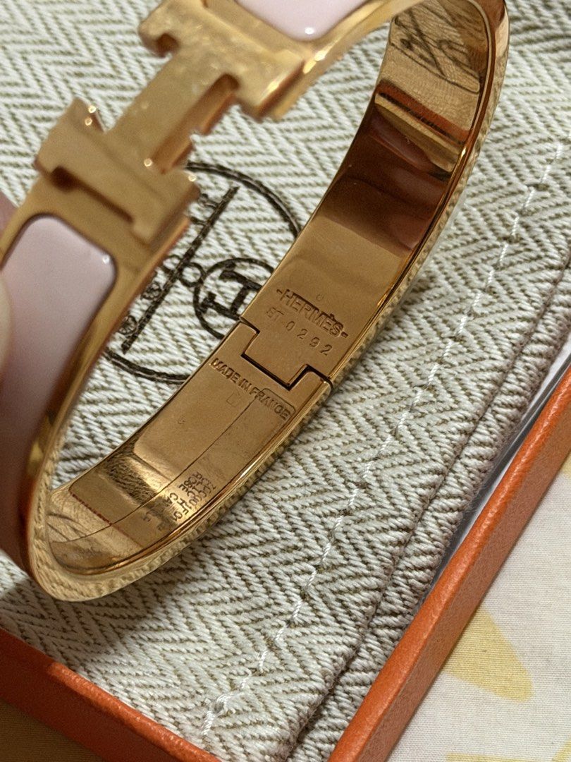 Hermes Clic H Bracelet (Category: Luxury Accessories) located in Taguig. Submitted by nopenotjo (Listing ID 1456170062, Image 2). Description: ghw - some of the ppf are still intact swipre right for more detailed photos inclusions: • box • dustbag • booklet • ribbon .