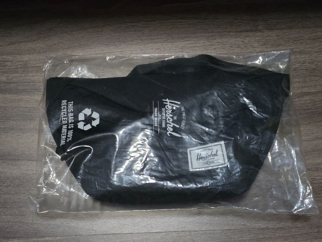 Herschel Black Crossbody bag (Small) (Category: Belt bags, Clutches and Pouches) located in Manila. Submitted by ddc77 (Listing ID 1456190647, Image 2). Description: Bought 2k+, never used Selling for 1.5k All items are authentic. Money back x10 if proven otherwise. Meetups for items above 10k Manila area only .