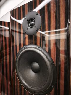 (Category: ) located in . Submitted by _sb_acoustics (Listing ID 1456055039, Image 1). Description: .