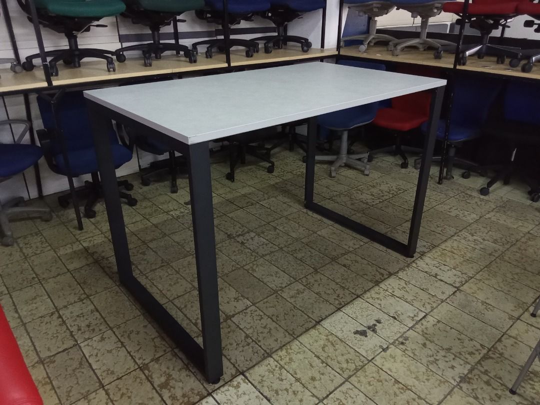 HIGH TABLE (Category: Tables & Sets) located in Valenzuela. Submitted by jesspesongco (Listing ID 1456099078, Image 1). Description: HIGH TABLE BRAND: JAPAN SIZE: W:90 L:150 H:105 PRICE: 6,500 - Sleek, modern desk table design. - Durable grey laminate top. - Sturdy black metal frame. - Ample legroom for comfort. - Easy-to-clean surface. - Compact size fits most spaces. 📍 LOCATION: OFFICEBUSTERS BALINTAWAK 👤 Look for: Hesus 📞 0961-690-4709.