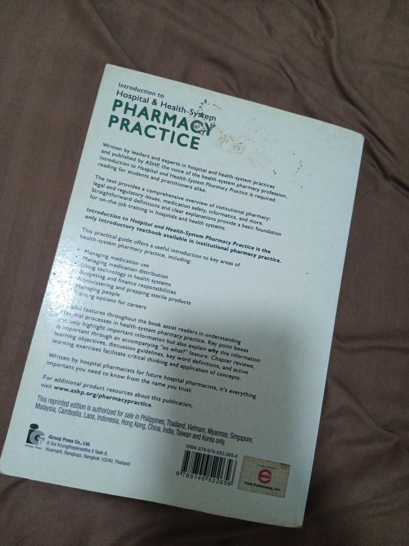 HOSPITAL PHARMACY BOOK (Category: Textbooks) located in Bacoor. Submitted by micasuzanne (Listing ID 1456120524, Image 3). Description: Has highlights (not minimal but still readable) DM if interested Sf will be shouldered by the buyer Sf thru lalamove.