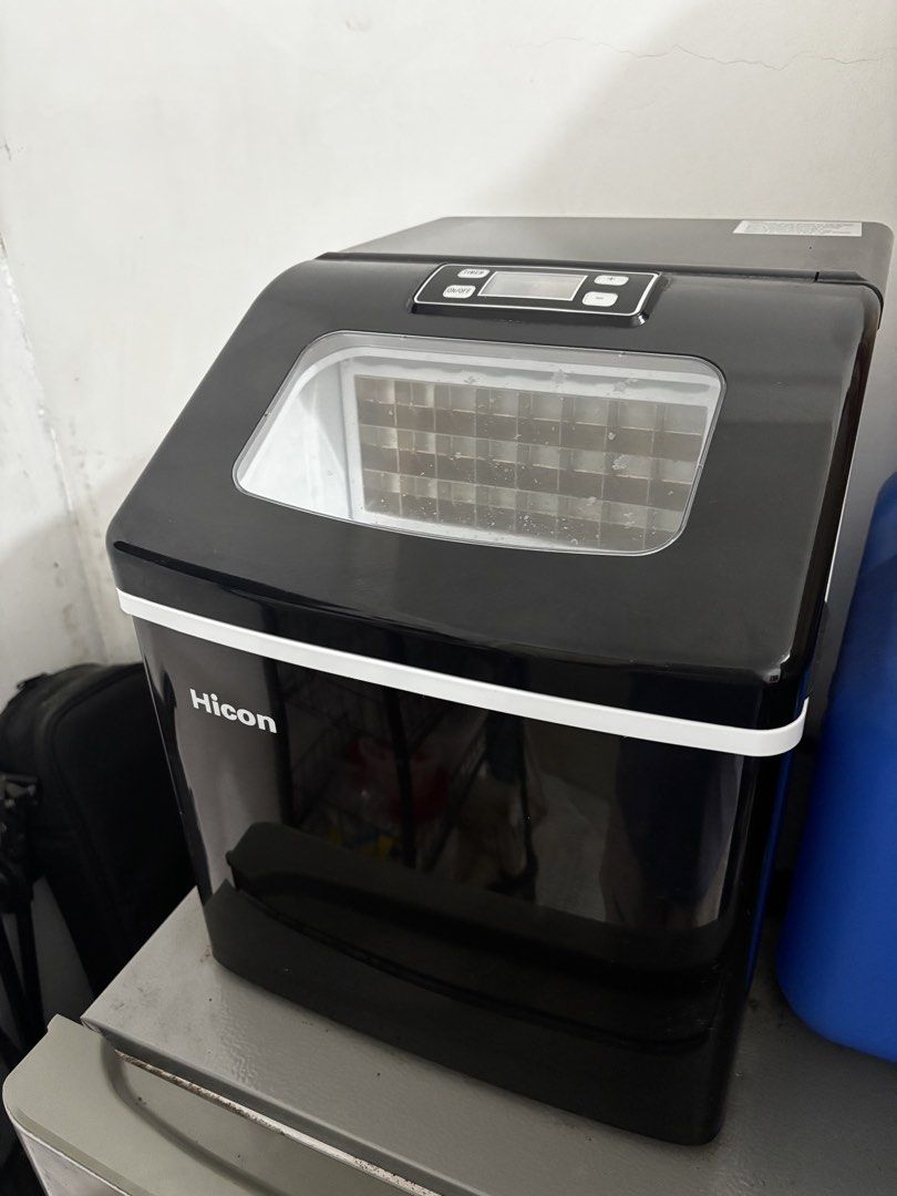 Ice Maker HiCon Ice cubes (Category: Refrigerators and Freezers) located in Manila. Submitted by bentaandco (Listing ID 1456101163, Image 1). Description: Almost new, used 4x only. No issues. Pick up loc : Cabuyao Laguna.