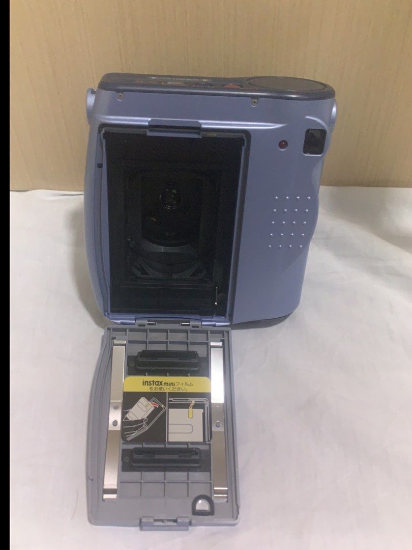 Instax 10 Pokepi edition limited (Category: Cameras) located in Manila. Submitted by trueeagle-8c91 (Listing ID 1455805608, Image 3). Description: - Fujifilm/Takara instax 10 pokepi edition - Collectable camera - 100% working with free batteries included - no film Negotiable What you see is whaat you get.