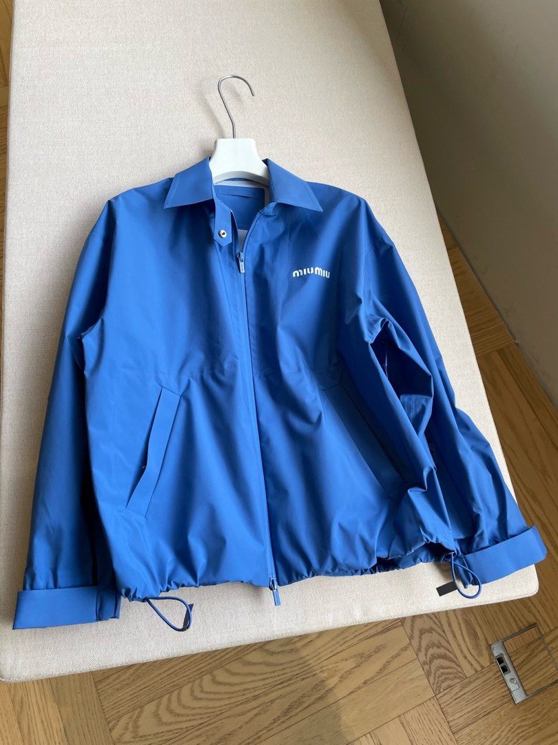 Jacket joij5 (Category: Coats, Jackets and Outerwear) located in Singapore. Submitted by yejasmine (Listing ID 1456203021, Image 2). Description: .