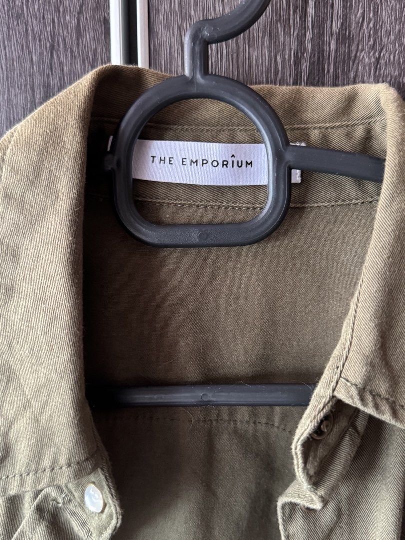 Jacket olive (Category: Coats, Jackets and Outerwear) located in Cheras. Submitted by nraryssaa (Listing ID 1456122021, Image 2). Description: postage sm rm8 ss rm15.