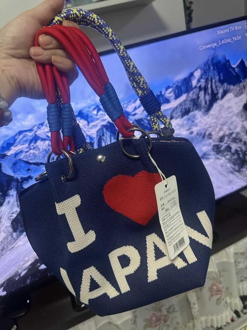 Japan D Kelly Bag (Category: Shoulder Bags) located in Quezon City. Submitted by mihoho13 (Listing ID 1456139848, Image 2). Description: With extra strap (for shoulder).
