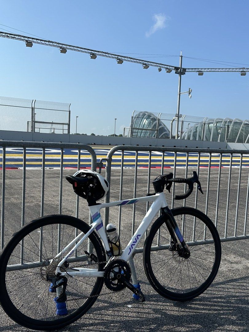 Java Auriga areo (Category: Bicycles) located in Singapore. Submitted by jerick_chua (Listing ID 1456229931, Image 1). Description: Wts Bike still under warranty .