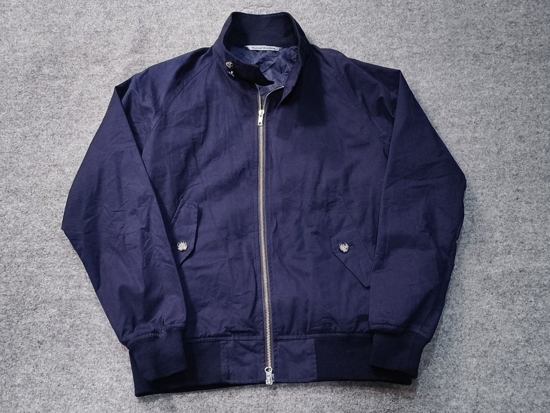 Journal Standard Navy Harrington Jacket (Category: Coats, Jackets and Outerwear) located in La Trinidad. Submitted by beenaged (Listing ID 1456114529, Image 1). Description: - Classic navy Harrington jacket by Journal Standard. - Zip-up front with button closure at the collar. - Two front pockets with button details. - Ribbed cuffs and hem for a comfortable fit. medium armpit to armpit 20.5 inches shoulder to hem 26 excellent price 880 location B