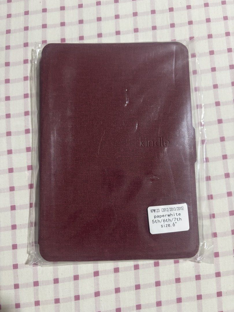 Kindle Paperwhite Case 5th/6th/7th Gen - 6" Size (Category: Cases & Sleeves) located in Quezon City. Submitted by ricalazo (Listing ID 1456194603, Image 1). Description: - Protective case for Kindle Paperwhite - Compatible with 5th, 6th, and 7th generation models - Designed for 6-inch screen size - Available colors: Maroon and Orange - Shields your Kindle from scratches and bumps - Easy to install and remove Selling for P200 each .