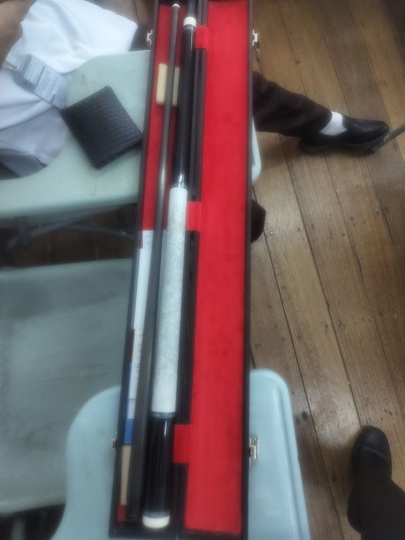 Konllen cue stick. (Category: Billiards and Bowling) located in Naga. Submitted by yohey13 (Listing ID 1456098555, Image 2). Description: .