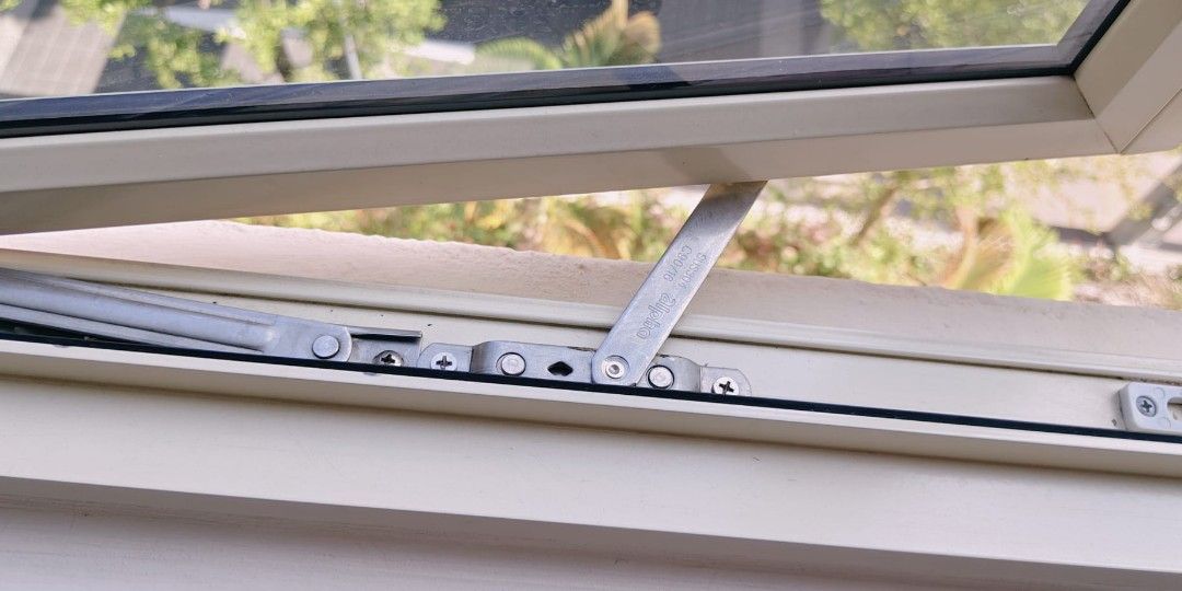 Konseal locks (Category: Locks, Doors & Gates) located in Singapore. Submitted by grillesxxxx (Listing ID 1456095708, Image 1). Description: .