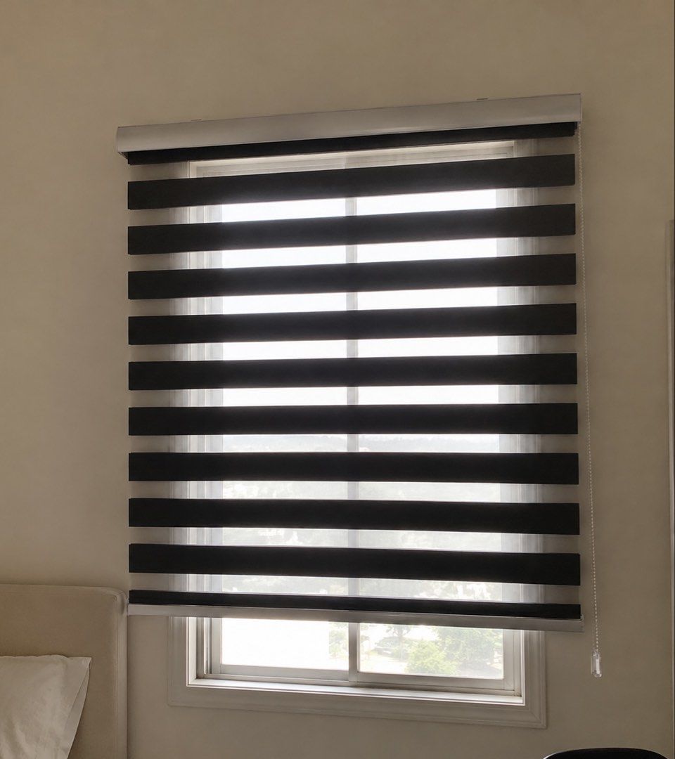Korean Blinds for Window (Category: Curtains & Blinds) located in Manila. Submitted by gooddealsmanila (Listing ID 1456203638, Image 1). Description: - Modern korean roller blinds Color: Gray Size: 160x160cm - Alternating sheer and opaque stripes - Adjustable light and privacy control - Easy pull chain operation - Fits standard windows - Ideal for bedrooms and living rooms .