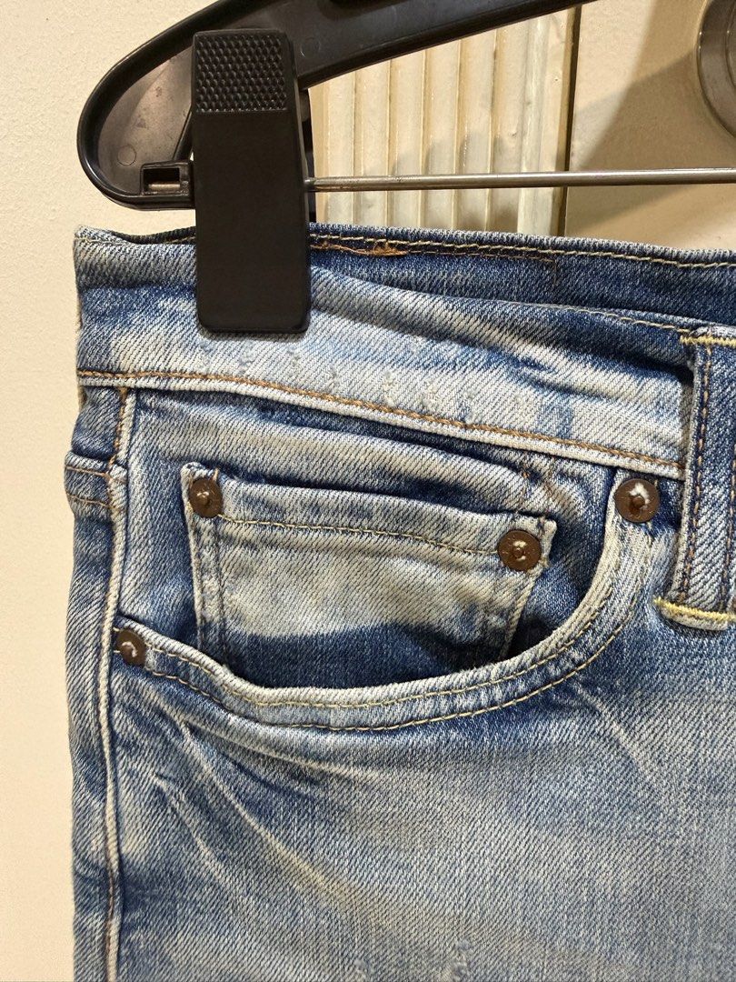 Levi's 510 Light Wash Denim Jeans (Category: Jeans) located in Quezon City. Submitted by curated.closet.co (Listing ID 1456197689, Image 3). Description: Levi Jeans ✓ Good as bnew ✓ Size M (31W 30L) ✓ Good Condition Note: All of these items are 100% Original / Authentic, moneyback guarantee if proven fake 💰 Price: ₱1,300 📩 DM for inquiries / orders .