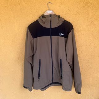 (Category: ) located in . Submitted by newthrift-mohd (Listing ID 1456083975, Image 1). Description: .