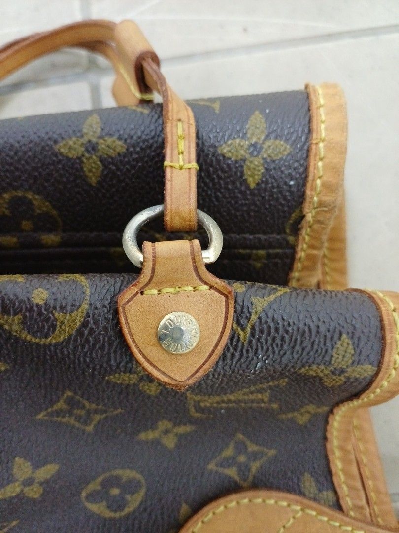 Louis Vuitton Neverfull (Category: Luxury Bags & Wallets) located in Quezon City. Submitted by jannoreyes (Listing ID 1456151226, Image 3). Description: RFS: Di na nagagamit From balikbayan box korea NEED RESTORATION.