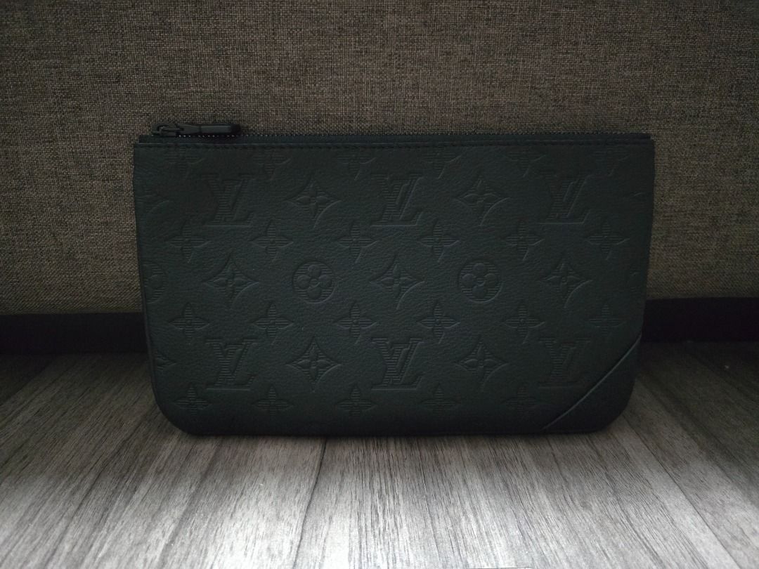 Louis Vuitton Trio Attachment (Category: Luxury Bags & Wallets) located in Manila. Submitted by ddc77 (Listing ID 1456193002, Image 3). Description: Attachment from my LV Trio Shadow Monogram LV Trio in shadow monogram is 200k SRP Selling the attachment I dont use for only 22k.
