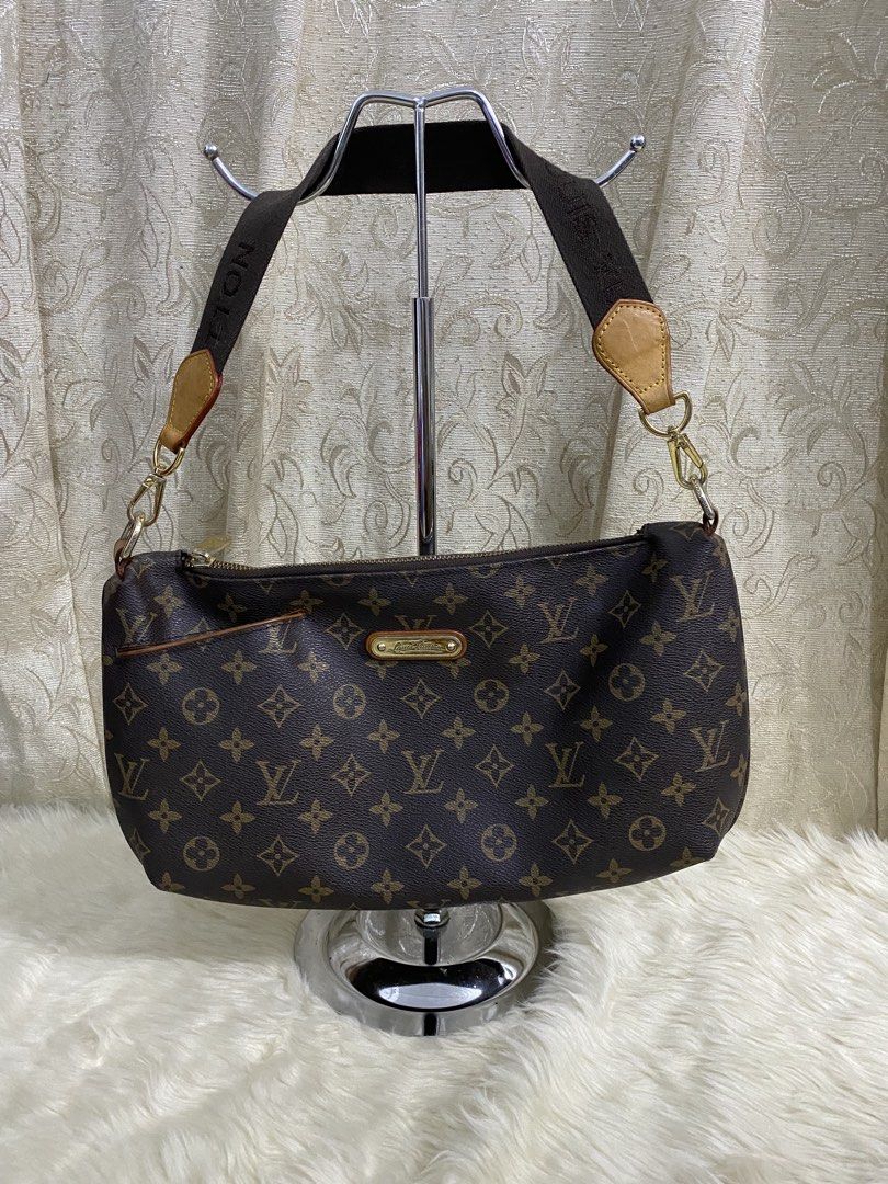 Lv Bag (Category: Luxury Bags & Wallets) located in San Antonio. Submitted by clinicallycute_. (Listing ID 1456176319, Image 2). Description: - Louis Vuitton shoulder bag - Classic monogram canvas - Genuine leather trim and strap - Secure zipper closure - Interior "Louis Vuitton Paris, Made in France" stamp - Elegant gold-tone hardware - Ideal for everyday carry.