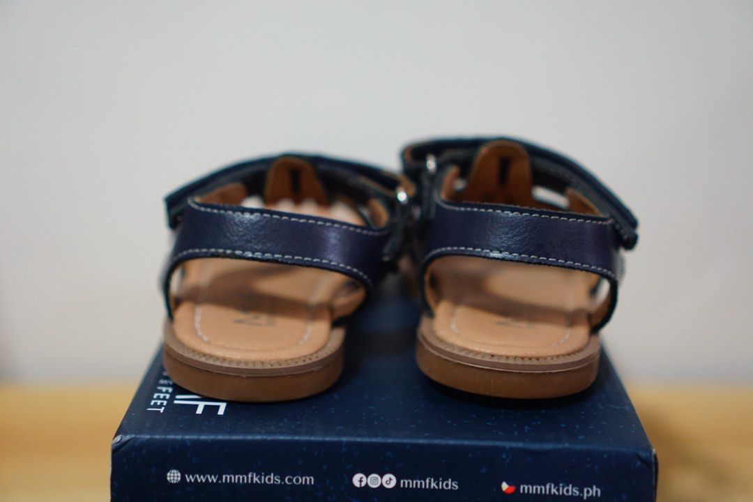 Meet My Feet Jack Blue Size 20 (Category: Babies & Kids Fashion) located in Bacoor. Submitted by catpicks (Listing ID 1456145067, Image 2). Description: Meet My Feet Jack Blue Size 20 Used for his 1st birthday and some gala In good condition and no flaws. :) Php 200 + SF via LBC (only) or same day delivery (shipping from Molino 3, Bacoor, Cavite) Cleaned with Kurin already but I reco to clean it again since this was stored for months already..
