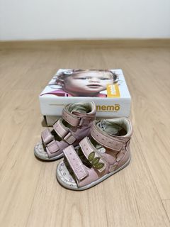 (Category: ) located in . Submitted by ms.closet (Listing ID 1456207753, Image 1). Description: .