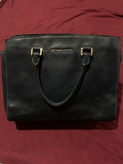(Category: ) located in . Submitted by hubthrift (Listing ID 1456185666, Image 1). Description: .