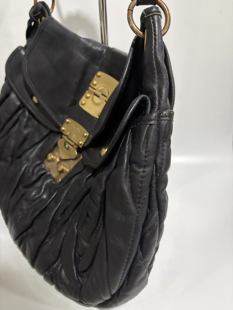 Miumiu Matelasse Coffer Bag (Category: Luxury Bags & Wallets) located in Tuguegarao City. Submitted by blairxoxowear (Listing ID 1456168091, Image 3). Description: no white tag and other tag.