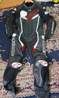 (Category: ) located in . Submitted by gearsnwears (Listing ID 1456080883, Image 1). Description: .