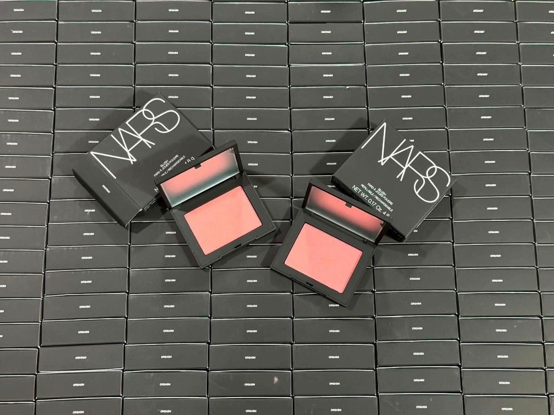 NARS Blush - Orgasm (Category: Makeup) located in Manila. Submitted by dandrelucas01 (Listing ID 1456174136, Image 1). Description: NARS Blush in Orgasm ₱1,699 only! (SRP/Mall price ₱2,200++) Onhand & fresh stock. • Reformulated formula + new packaging • Iconic shade, upgraded formula • Up to 16H wear • True-color payoff with a lightweight feel 100% ORIGINAL/AUTHENTIC DM to purchase 📩.