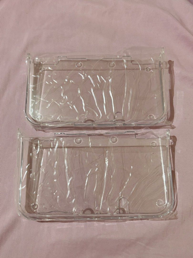 New Nintendo 3ds XL clear case bundle (Category: Nintendo) located in Legazpi City. Submitted by pink_moonlight (Listing ID 1456163633, Image 1). Description: .