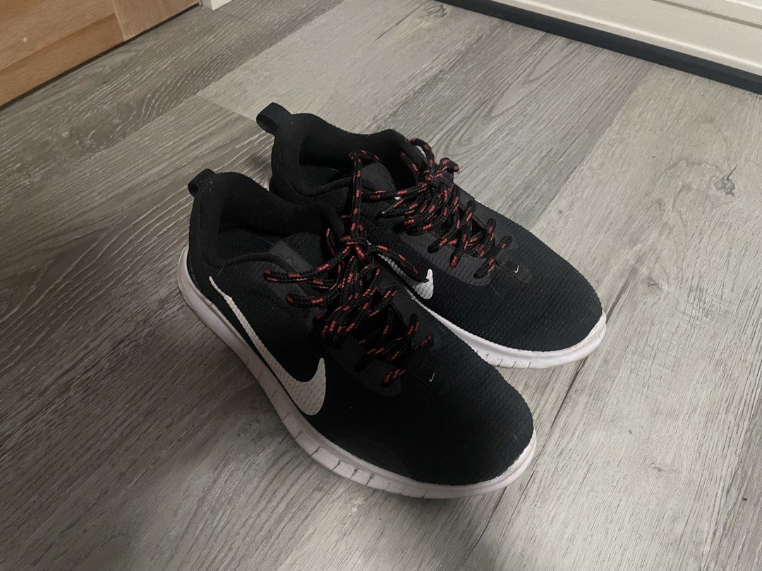 Nike Flex Experience 12 Black White Red Running Shoes (Category: Sneakers) located in Dumaguete. Submitted by han_heuinanta (Listing ID 1456198616, Image 1). Description: **IMPORTANT** Actual size is EUR 38.5, US 7.5, UK 5 Carousel doesn’t have that option - Nike Flex Experience 12 running shoes - Color: Black with white accents - Laces: Red and black speckled design - Lightweight and comfortable for running or casual wear - Features the iconic N